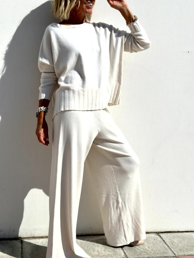 Elegant warm sweater suit