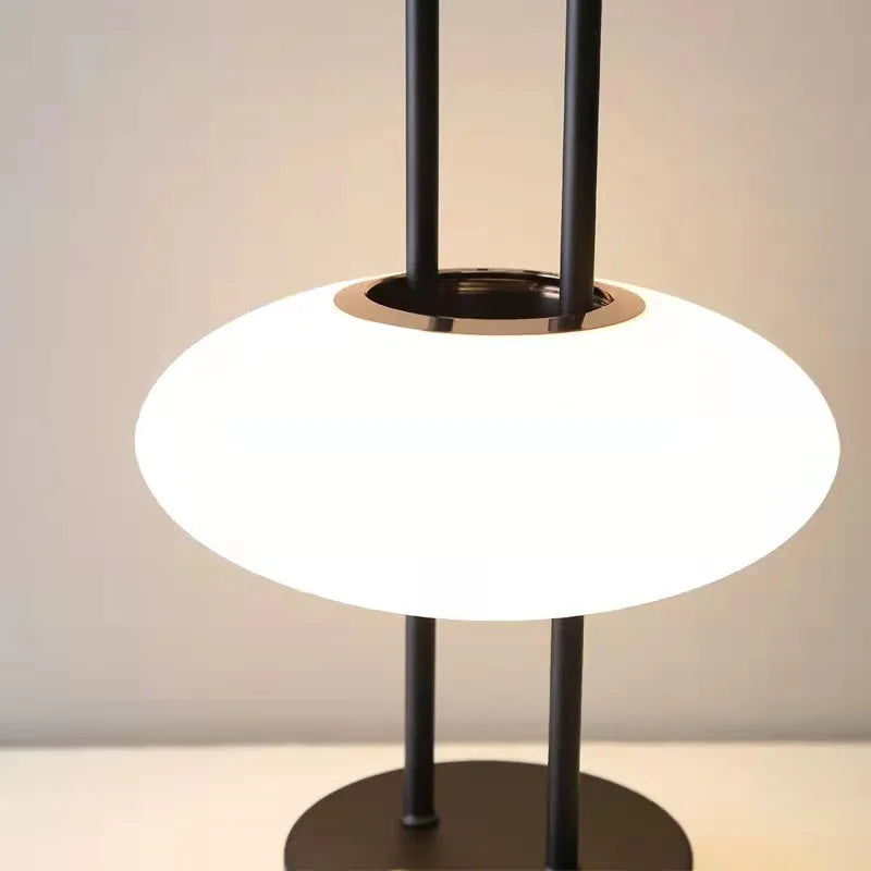 Stylish Design Sense Table Lamp