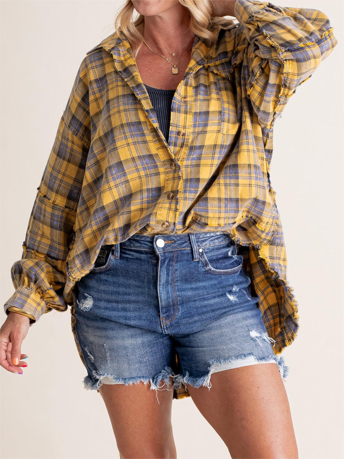 👚Women's Seams Raw Edge Washed Oversized Shirt Jacket with Pockets