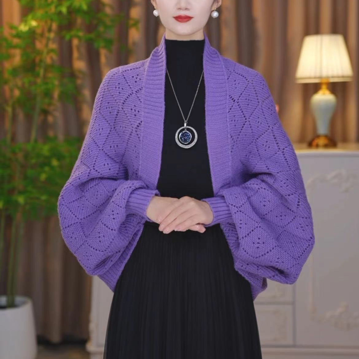 🔥2025 New Fashion🎀Fashion Hollow Out Knitted Shawl Coat