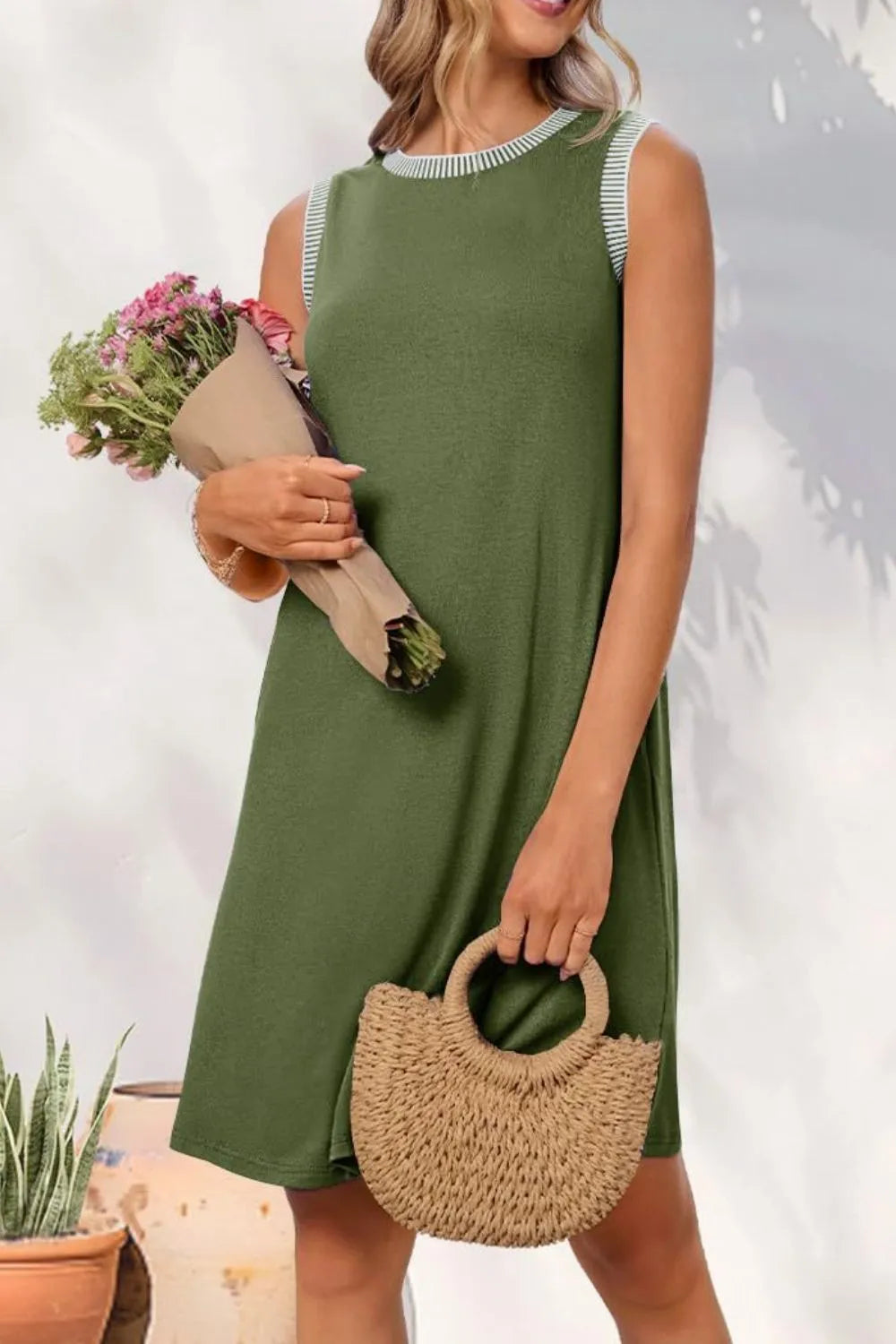 💃Women's Casual Sleeveless Crew Neck Midi Dress