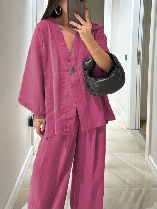 Solid color two-piece suit