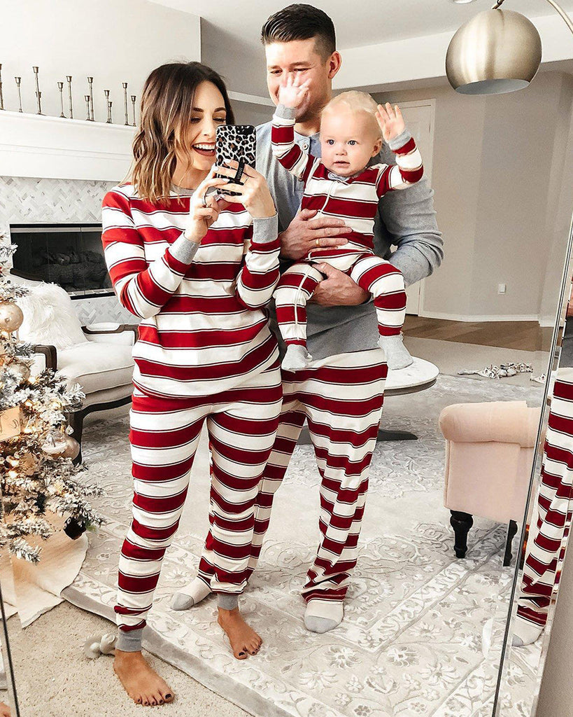 🎄Christmas Red Striped Family Pajamas