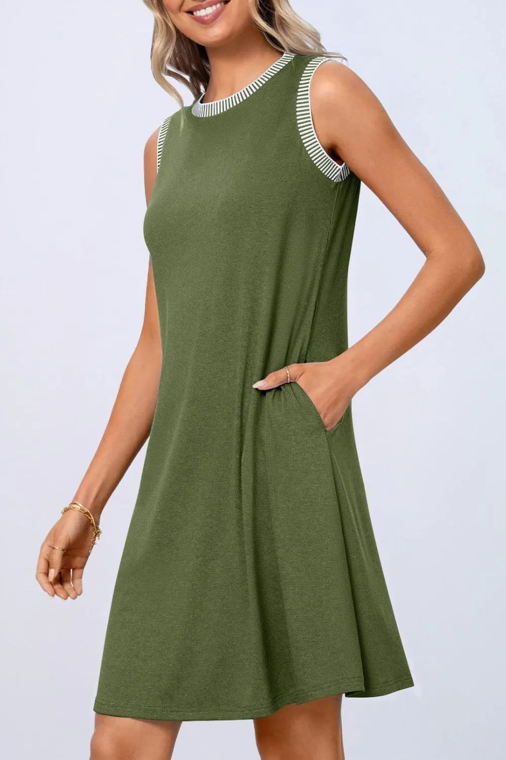 💃Women's Casual Sleeveless Crew Neck Midi Dress
