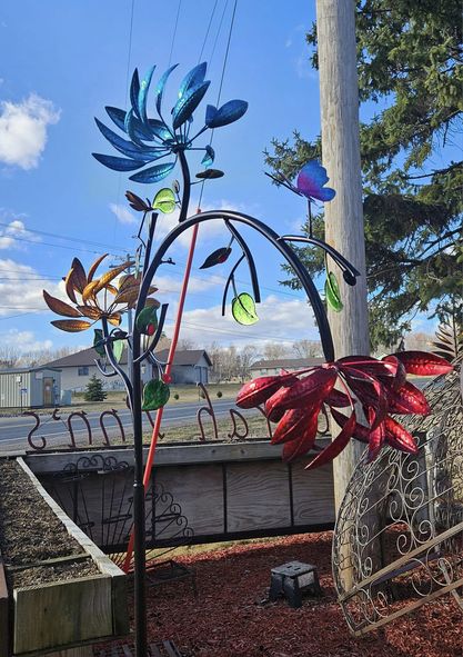 🔥Beautiful Summer Multi Colored Flowers Wind Spinner