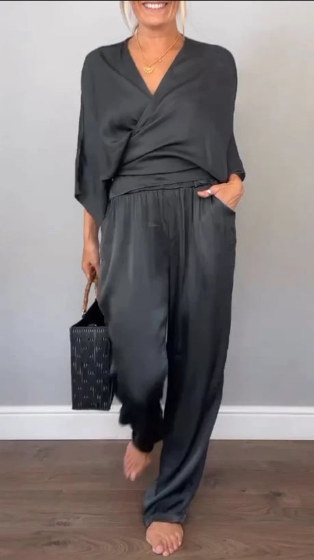 Women's V-neck Casual Comfortable Satin Suit💖Buy 2 Sets Free Shipping