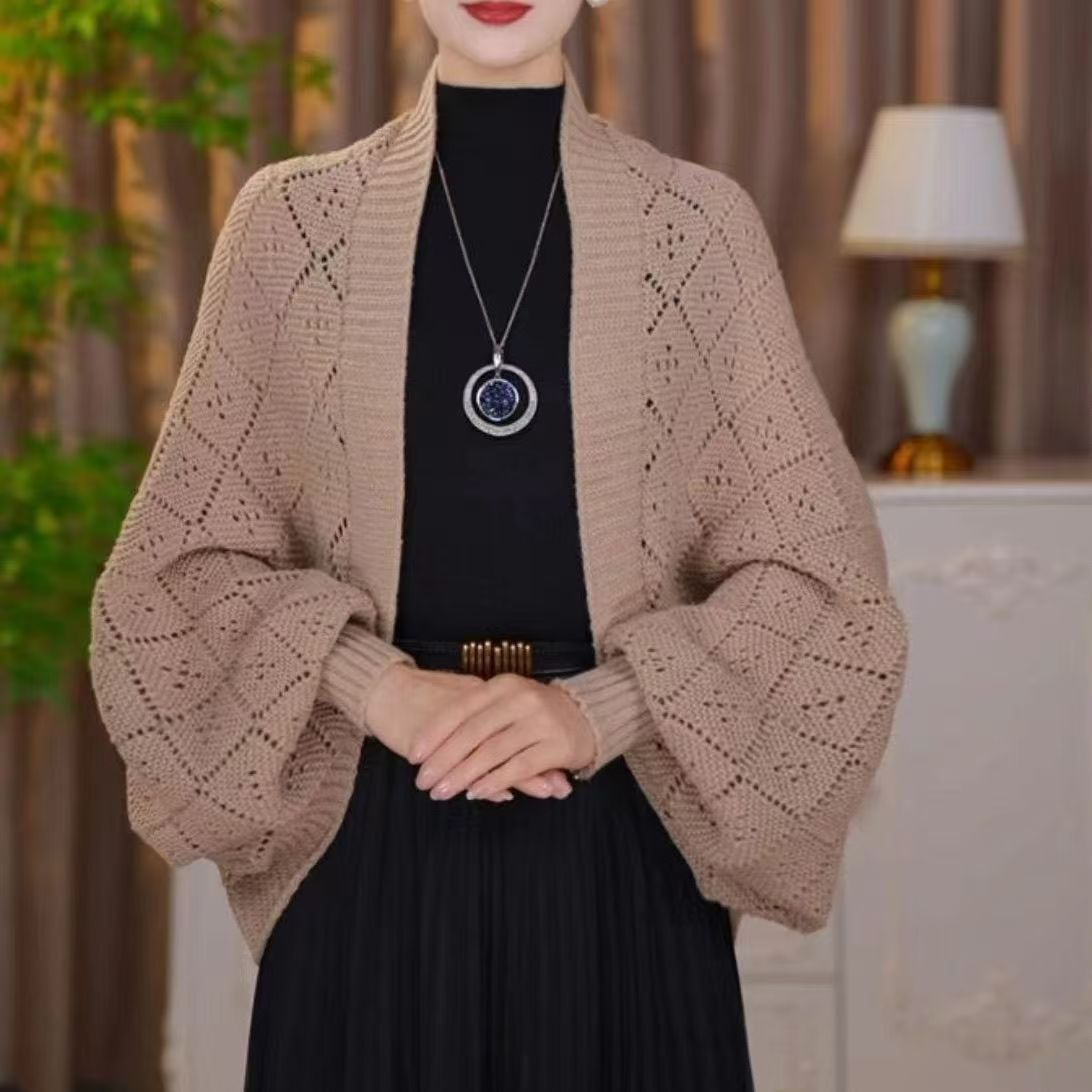🔥2025 New Fashion🎀Fashion Hollow Out Knitted Shawl Coat