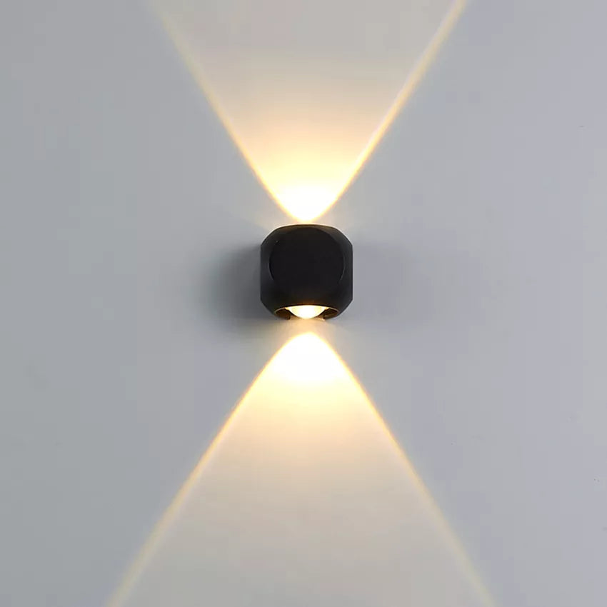 Outdoor Garden Waterproof  Wall Sconce