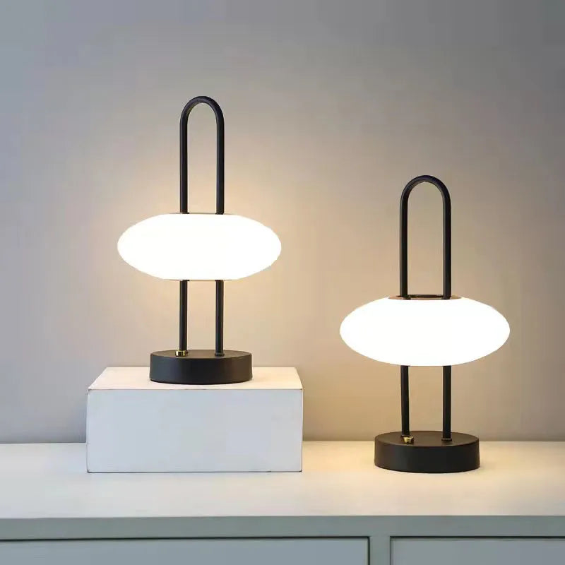 Stylish Design Sense Table Lamp