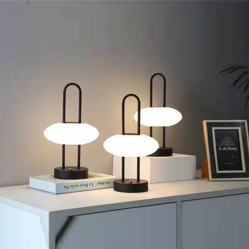 Stylish Design Sense Table Lamp