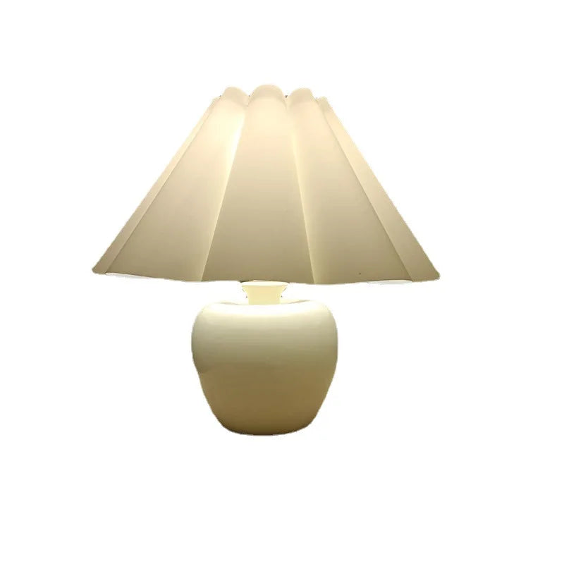Retro Ceramic Pink Fabric Table Lamp
